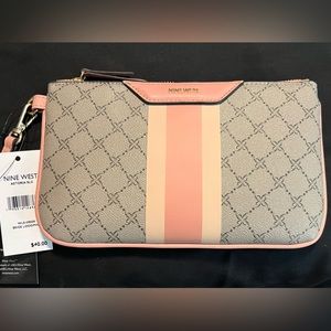 Nine West Wristlet